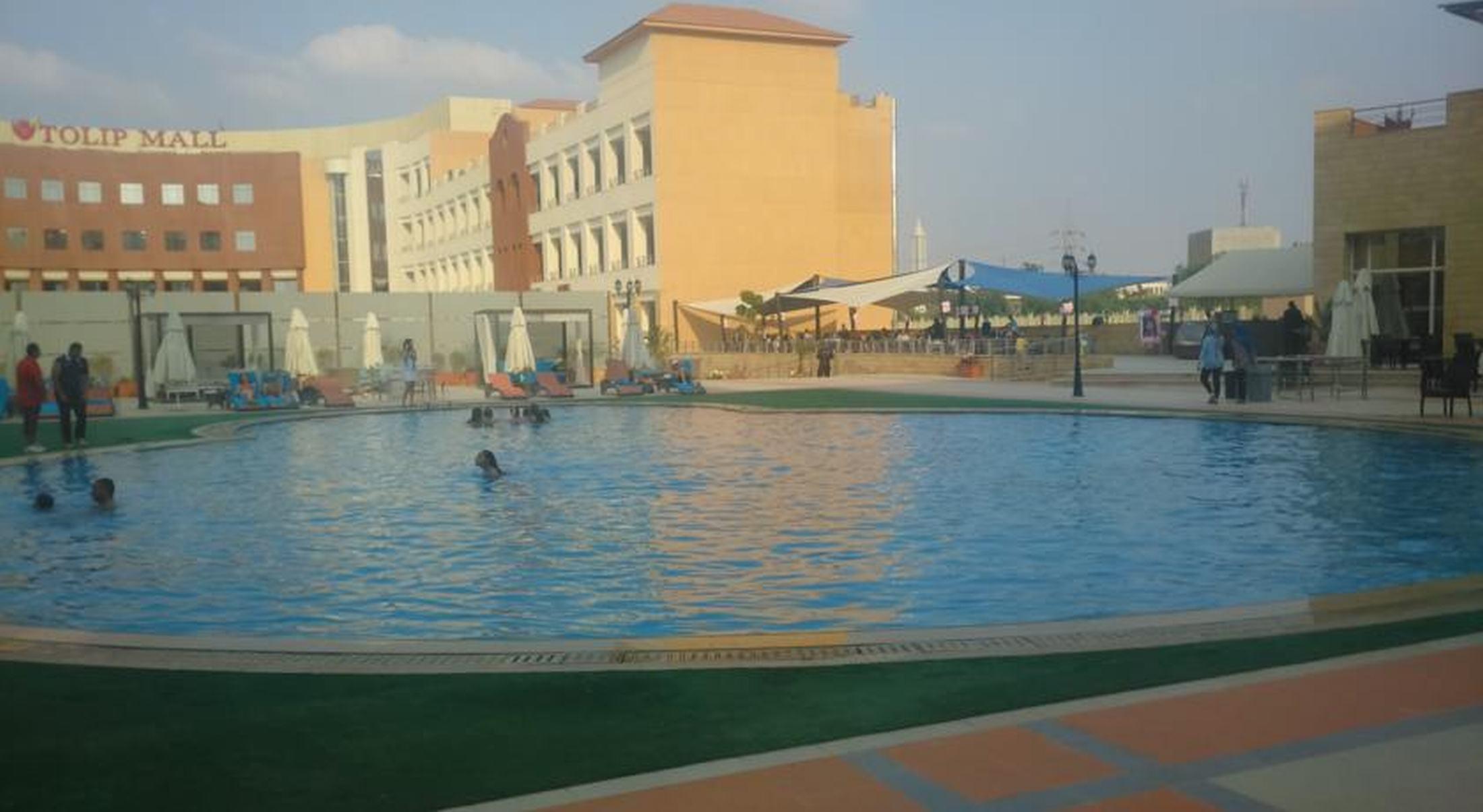 Tolip Family Park Hotel Kairo Exterior foto The swimming pool at the resort