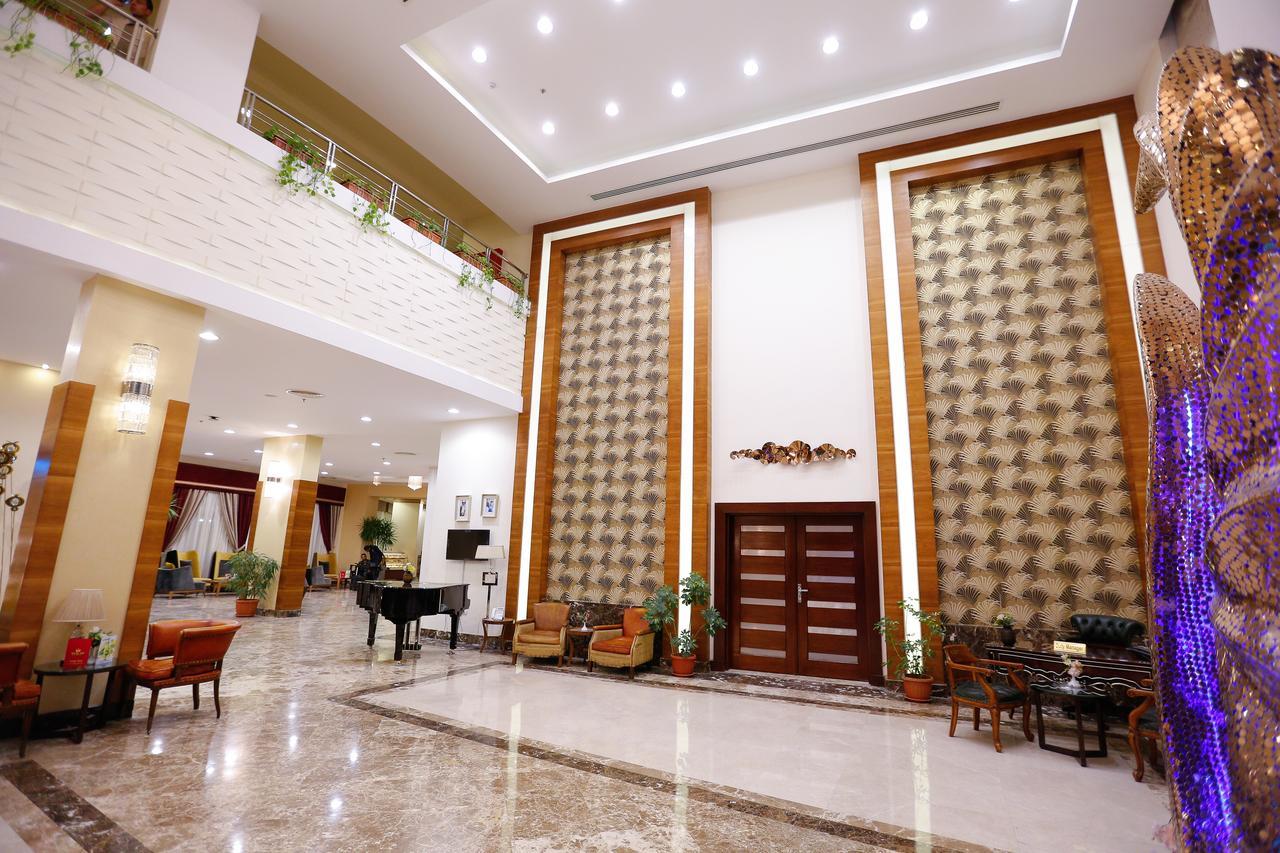 Tolip Family Park Hotel Kairo Exterior foto The lobby of the hotel